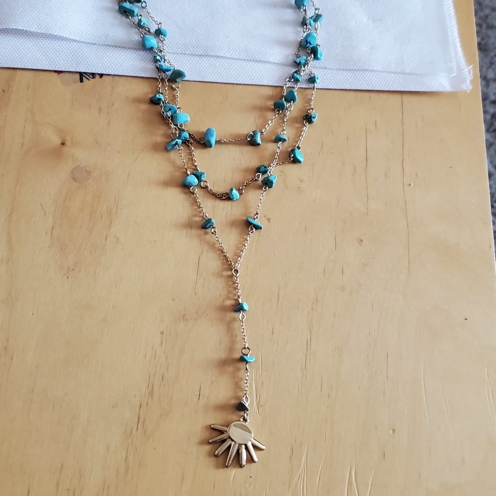 16" Gold Tone Howlite Turquoise Layered Necklace